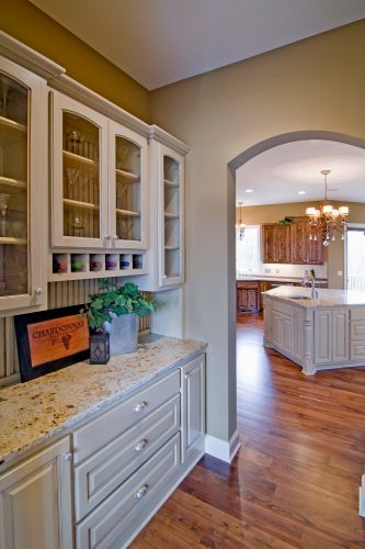 6383 Merrimac Pantry