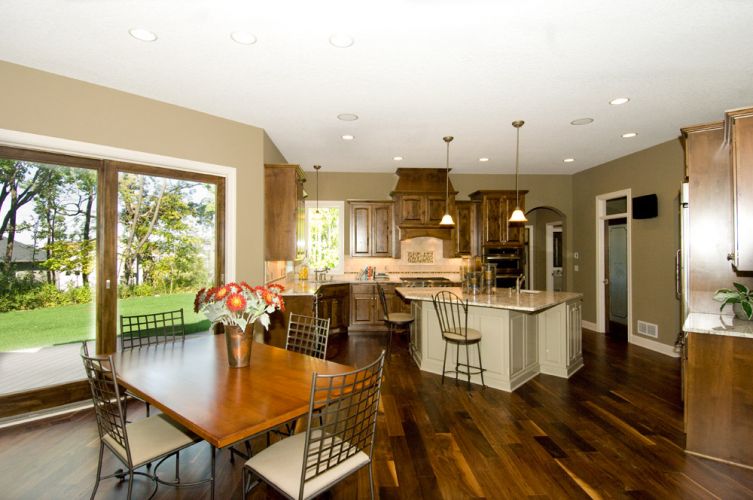 6491 Ranier Kitchen