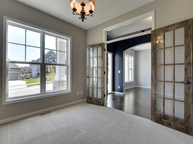 Study Den Creek Hill Custom