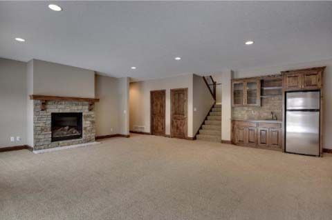 Lower Level Bar Creek Hill Custom 7791