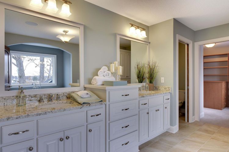 Creek Hill Custom Bath Parade of Homes Model