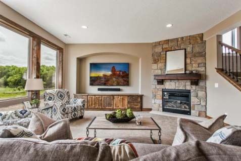 Custom Lower Level 5680 Creek Hill