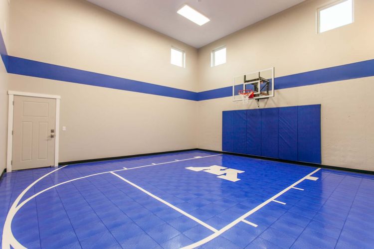Indoor Basketball Quart Creek Hill Custom