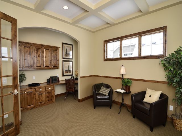 MLS15520 55th Office