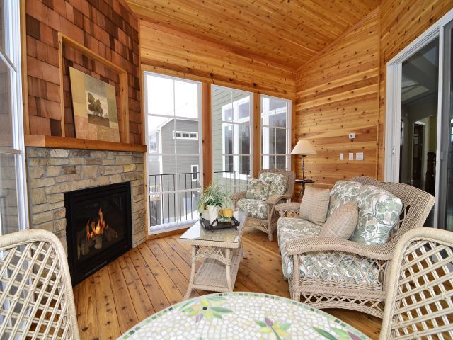 MLS15520 55th porch