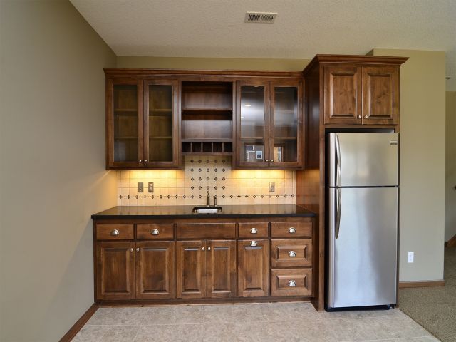 MLS17565 64th Bar