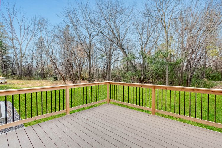 Wooded Lot Home Sale Chanhassen MN Creek Hill 3733