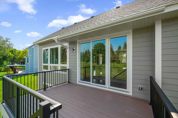 Web Friendly 3651 Landings Drive Excelsior MN 82