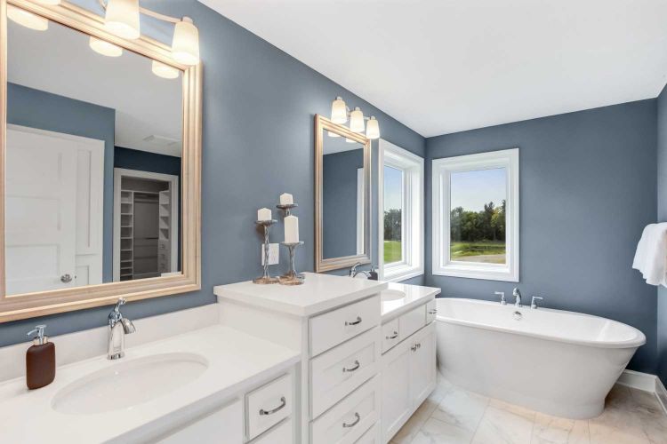 7548 Walnut Grove Maple Grove Parade Home for sale master bath  2 