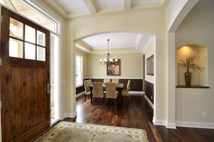 15520 55thAvenue Foyer photo 009