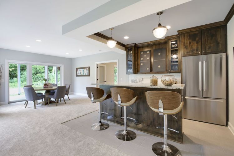 Creek Hill Custom Homes Excelsior Wet Bar