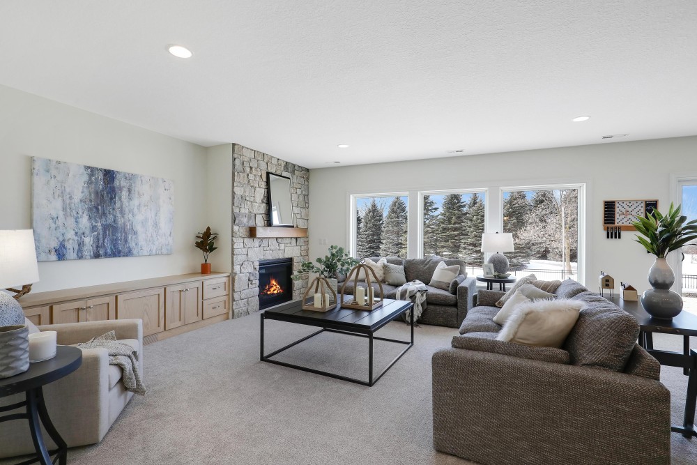 6329 Blackoaks Lane N