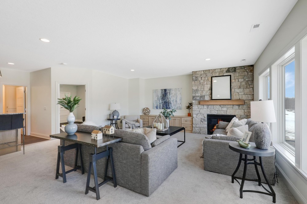 6329 Blackoaks Lane N