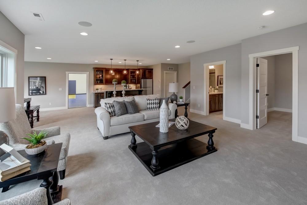 5665 Archer Lane N