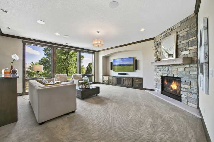 6429 Landings Court