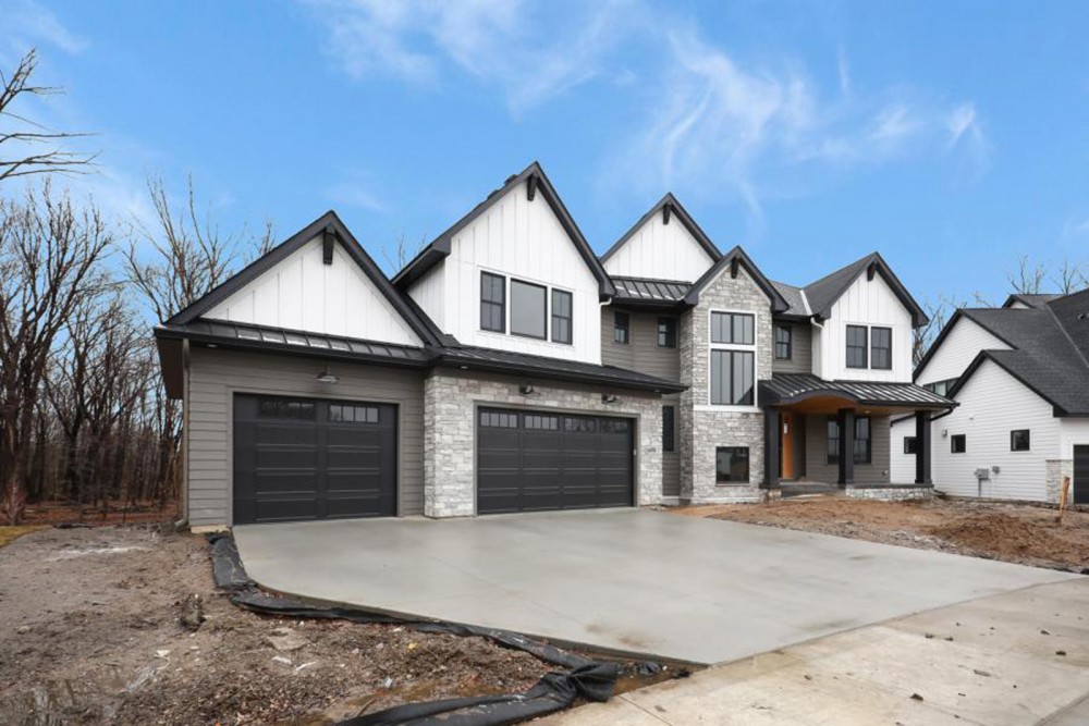 6490 Archer Lane North