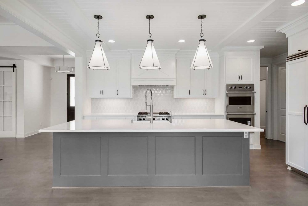 3640 Landings Drive