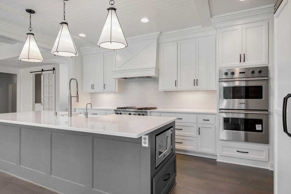 3640 Landings Drive